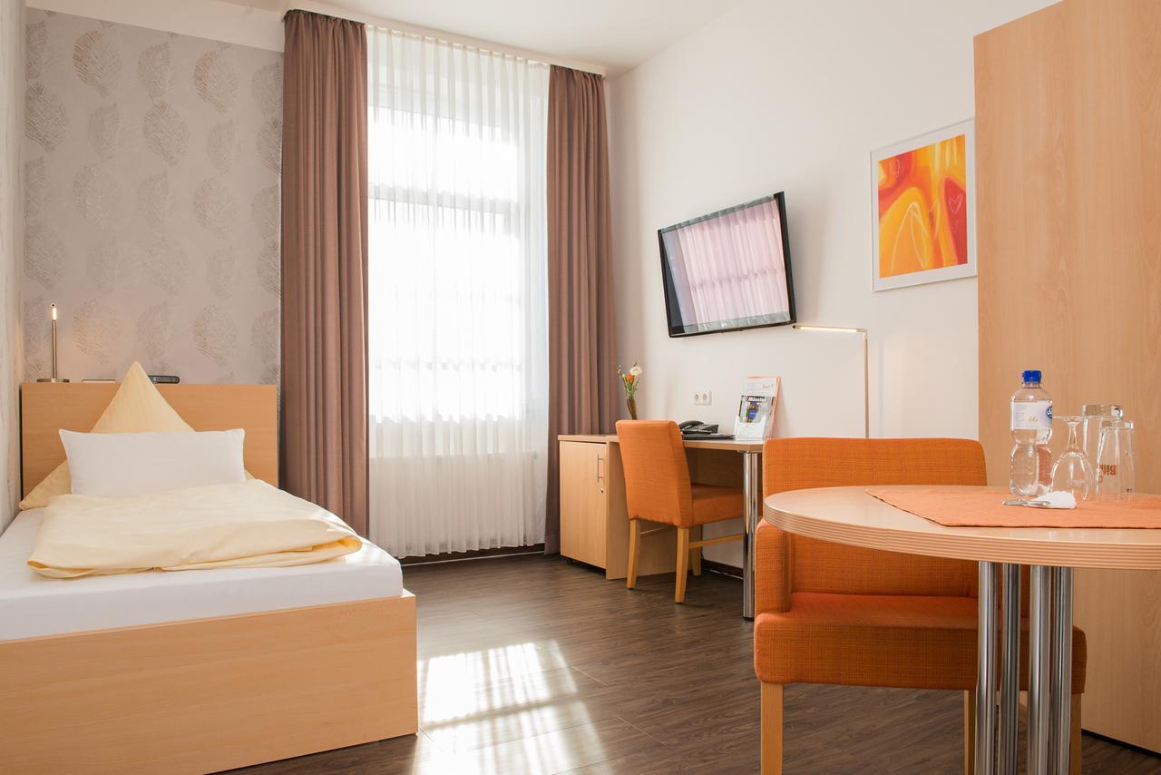 Johanniter Gaestehaus Munster  Dış mekan fotoğraf